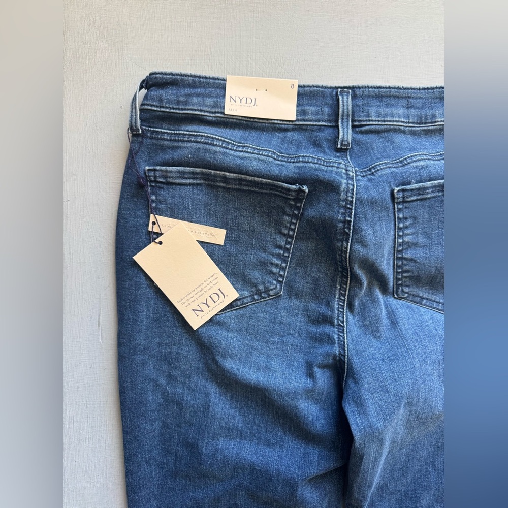 NWT NYDJ Sheri Slim Straight Leg Jeans in Beyond Bay - Picture 10 of 12